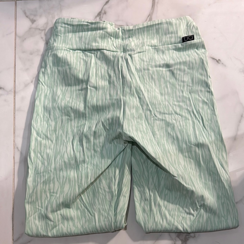 Light Green Patterned Leggings